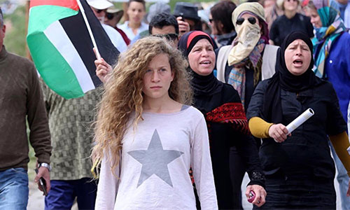 La ocupación israelí condena a Ahed Tamimi a ocho meses de prisión